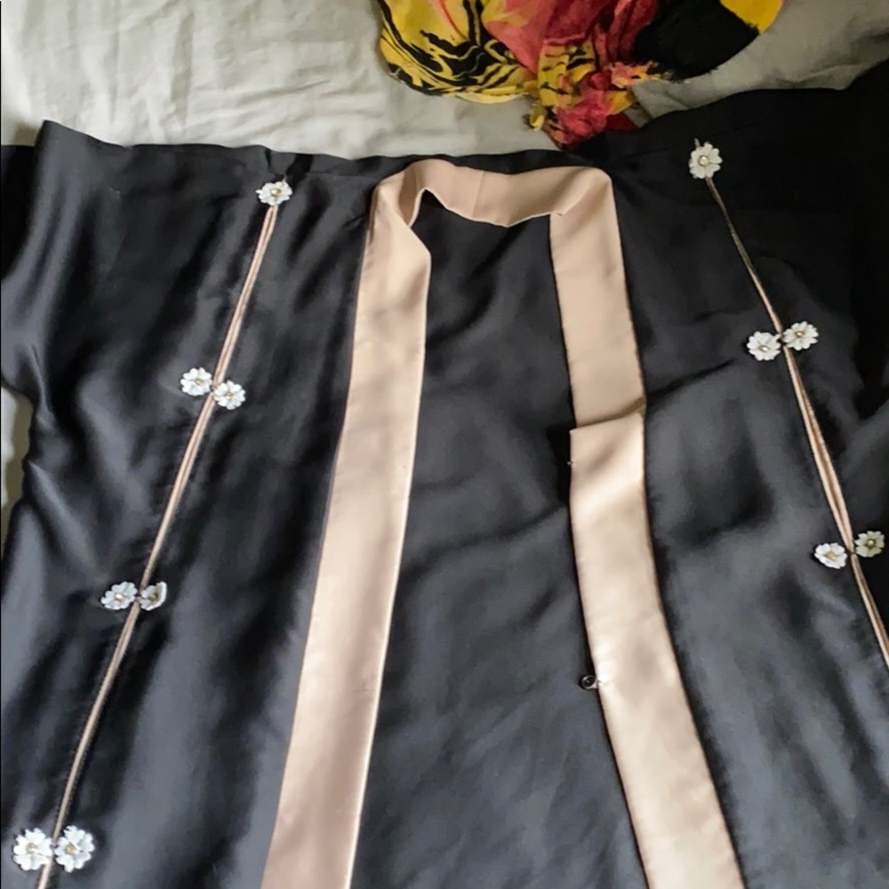 Cardigan - Picture 2 of 3